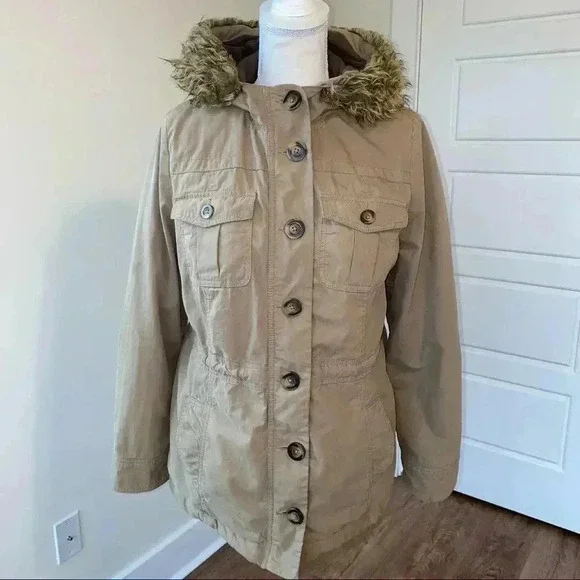 Old Navy Hooded Cargo Coat Size M Warm Zipper & Buttons & Lined 🧥❤️ - Picture 15 of 15